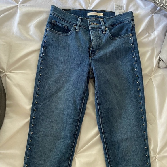 studded levi’s - Picture 3 of 5